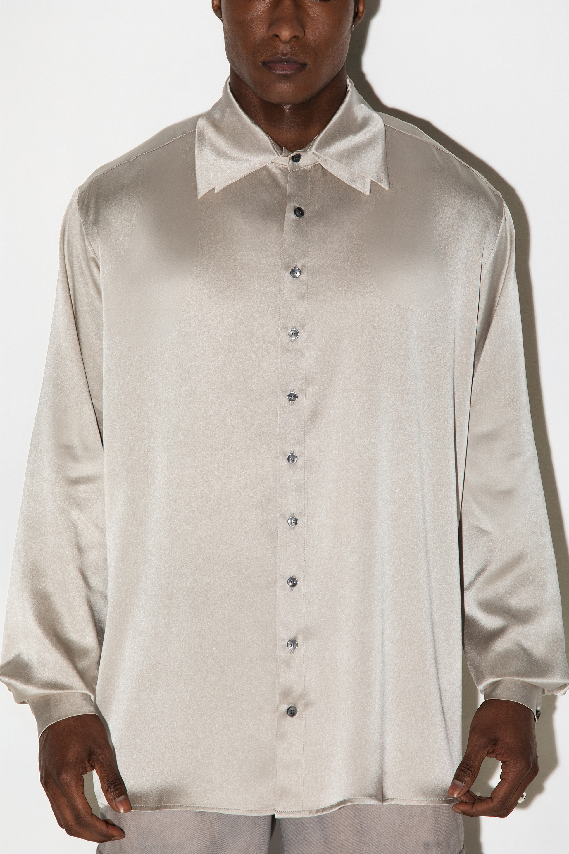 Camisa Kõi Alongada Metálica