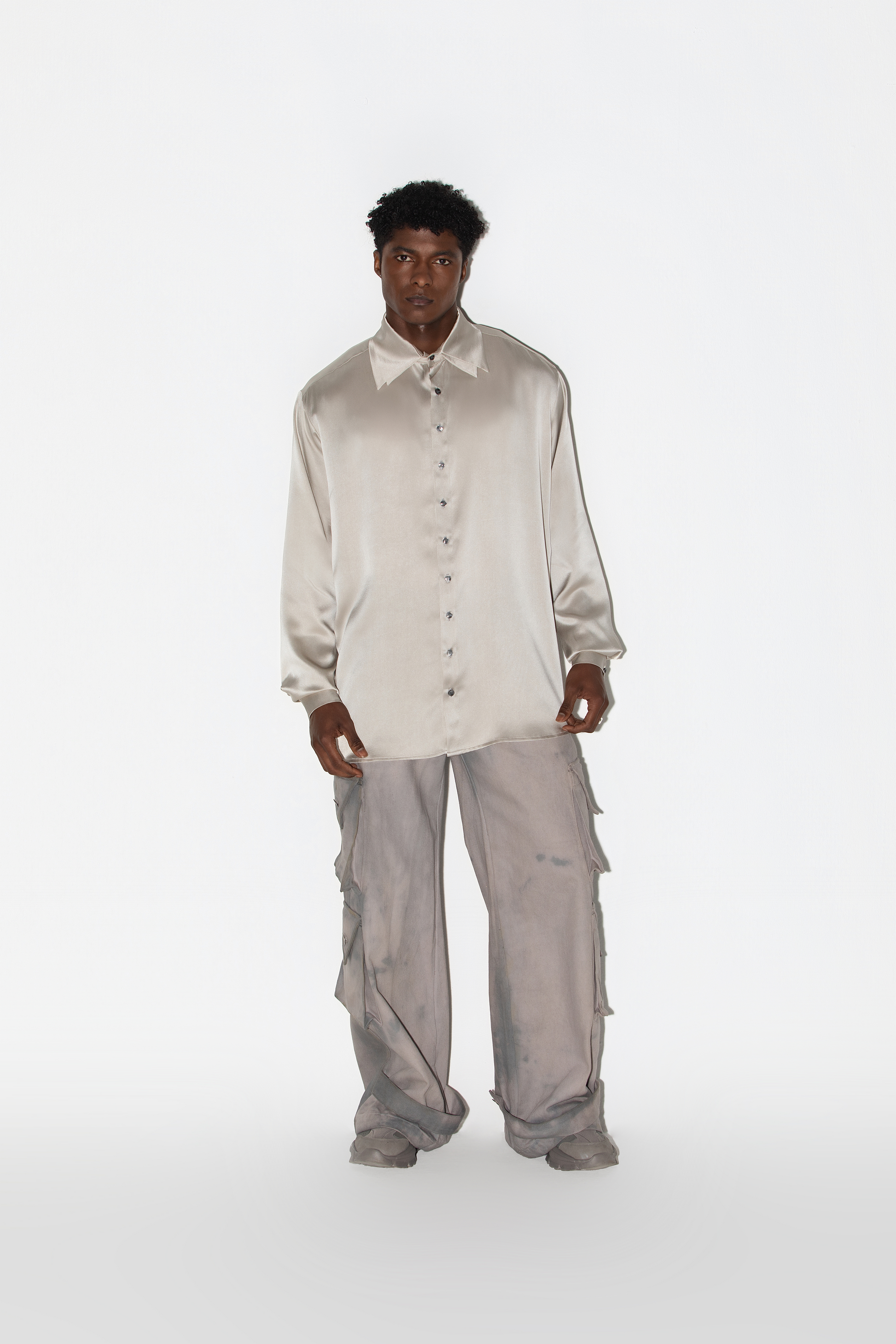 Camisa Kõi Alongada Metálica